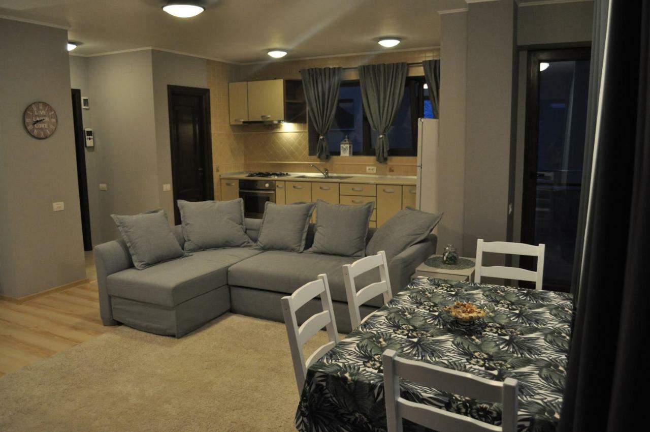 Sleep & Fly Apartment Otopeni Exterior foto